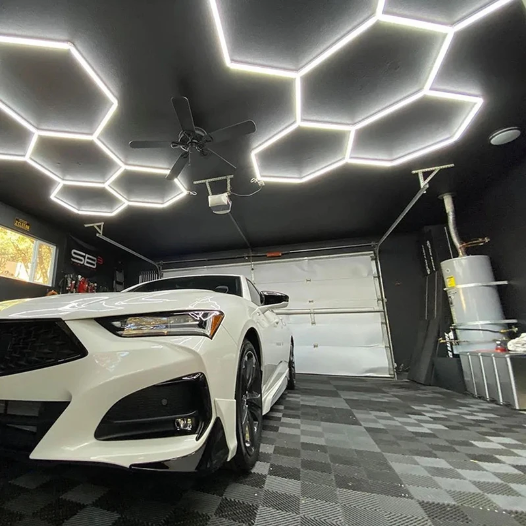 Шестоъгълно LED осветление за гаражи и работилници (122x244 см)