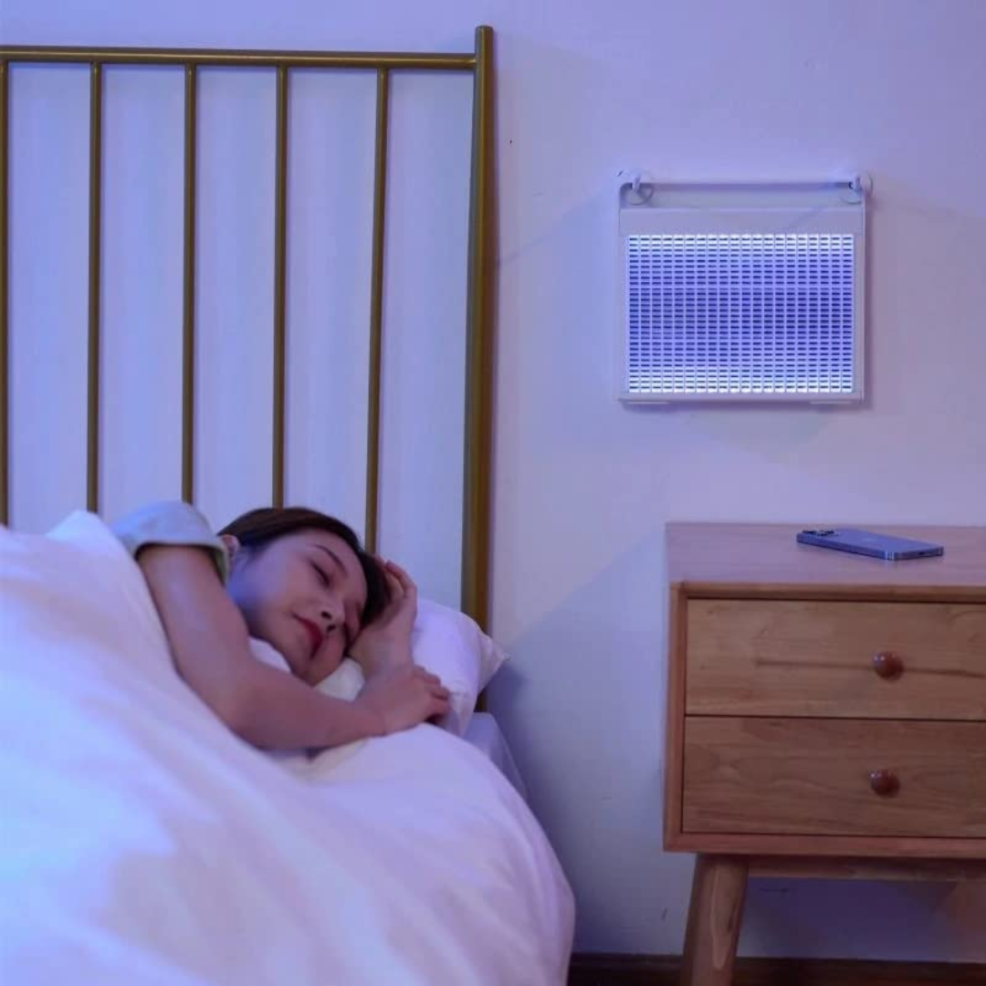 Премиум UV лампа за комари – акумулаторна, тиха и преносима