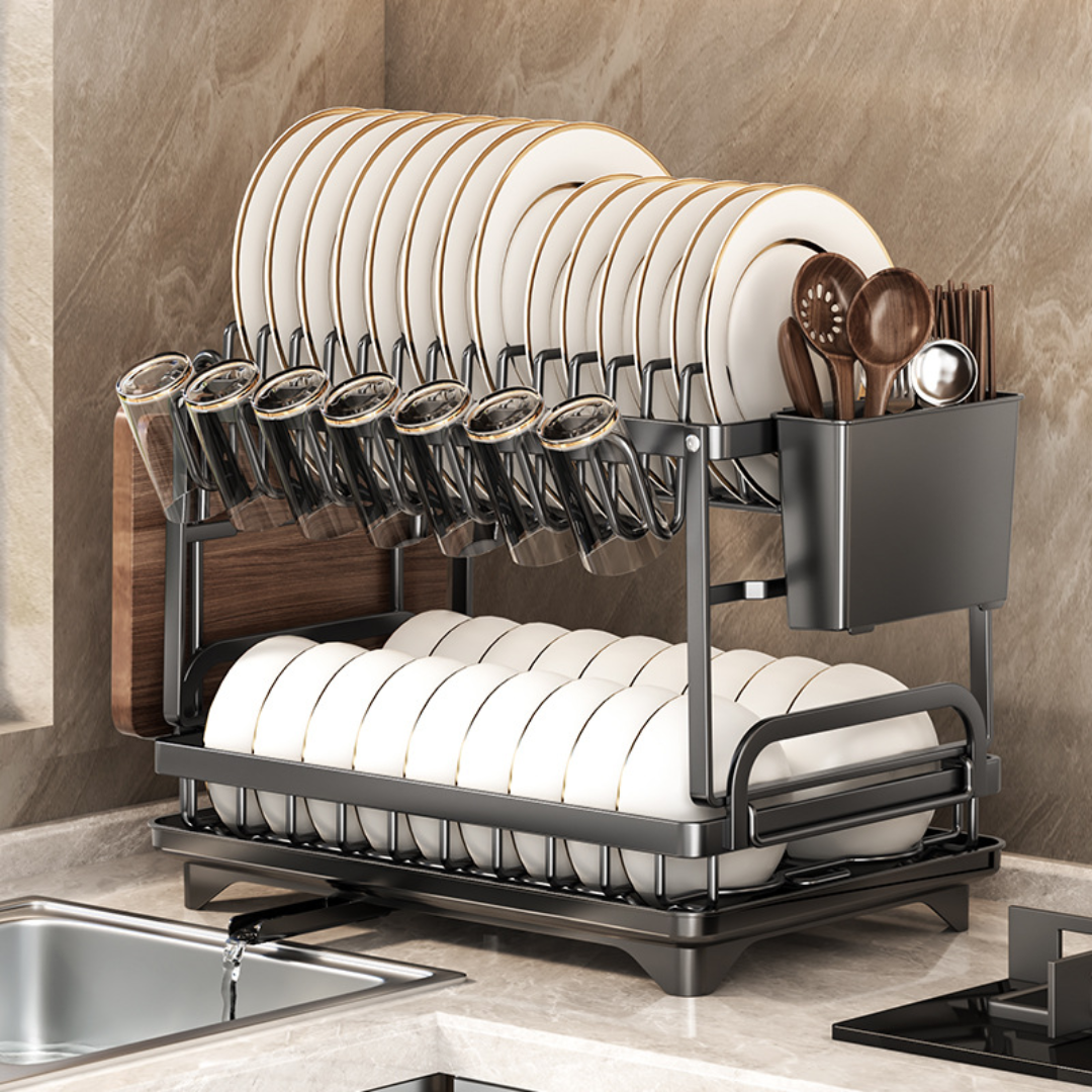 Елегантна купа с ястия с така