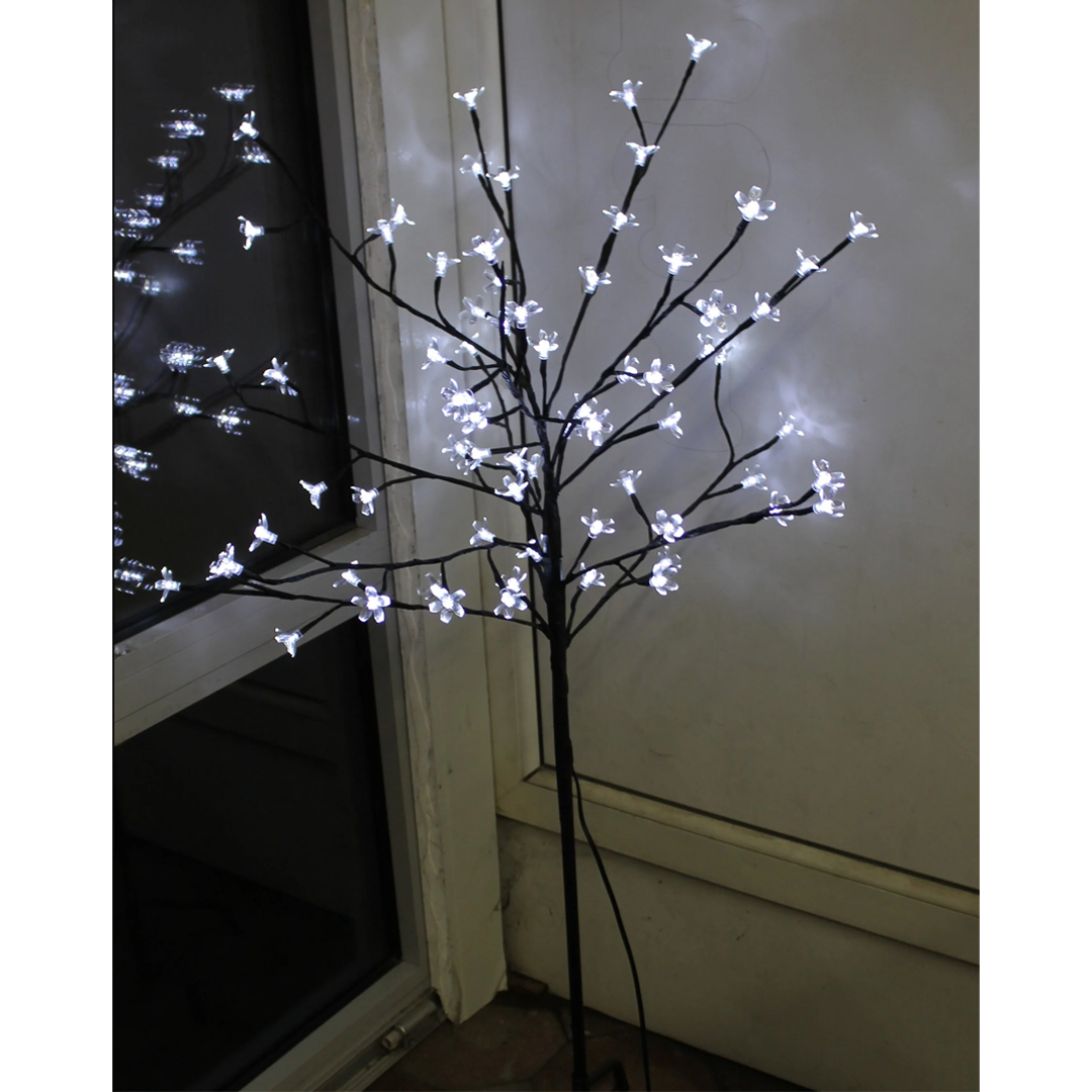 Декоративно ледено дърво