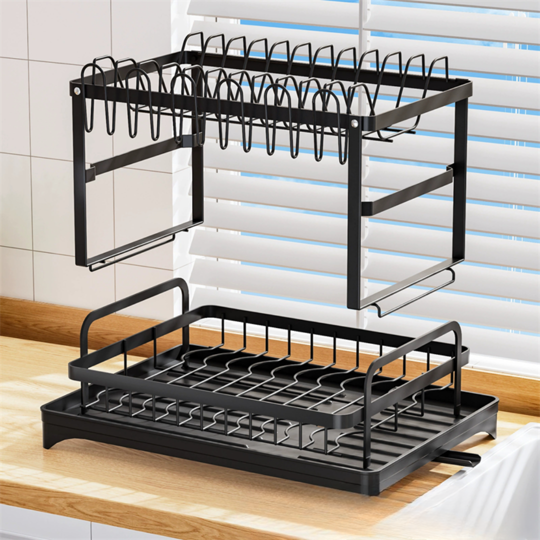 Елегантна купа с ястия с така