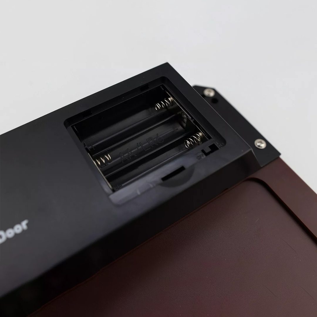 Автоматична врата за кокошарник