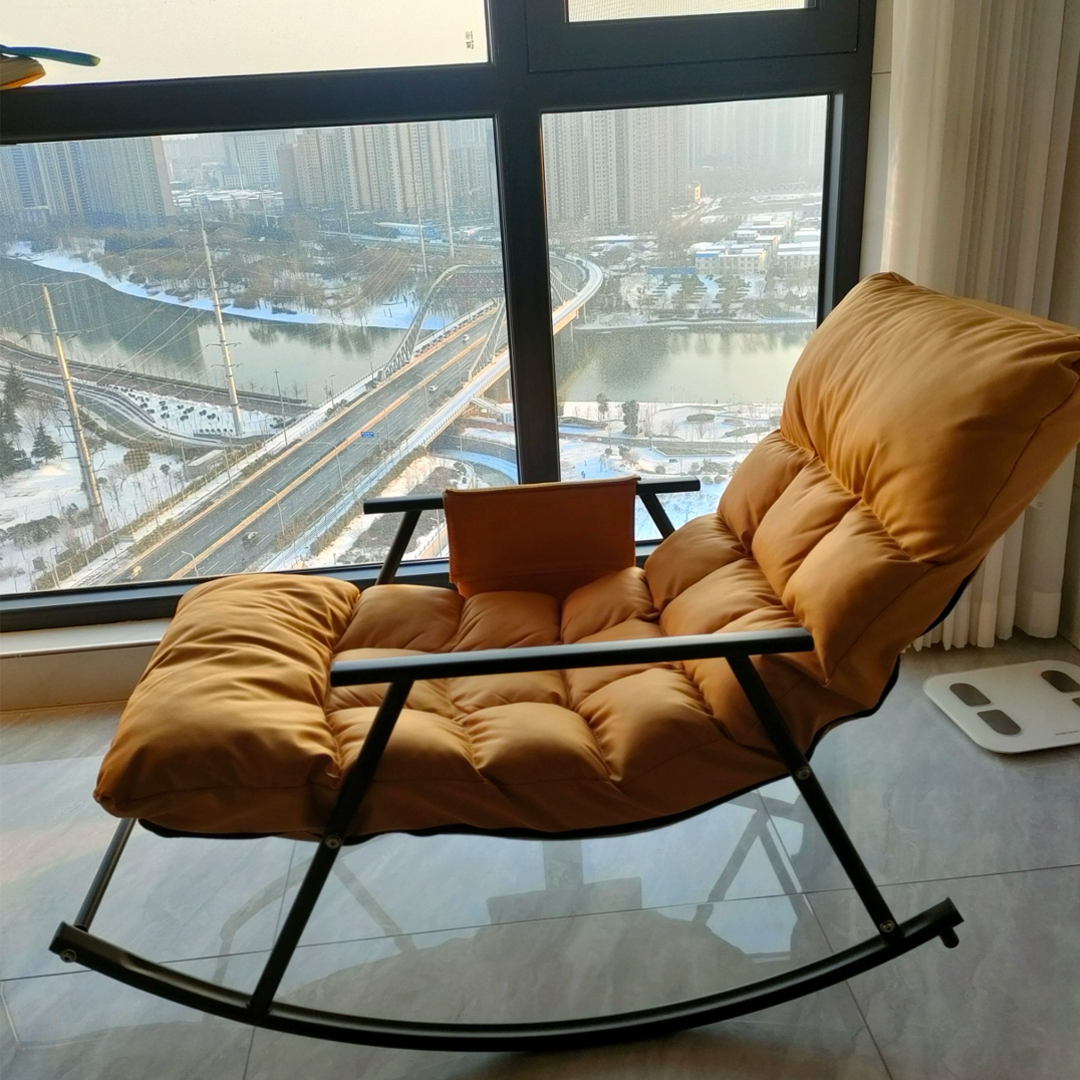 Северно люлеещо се кресло