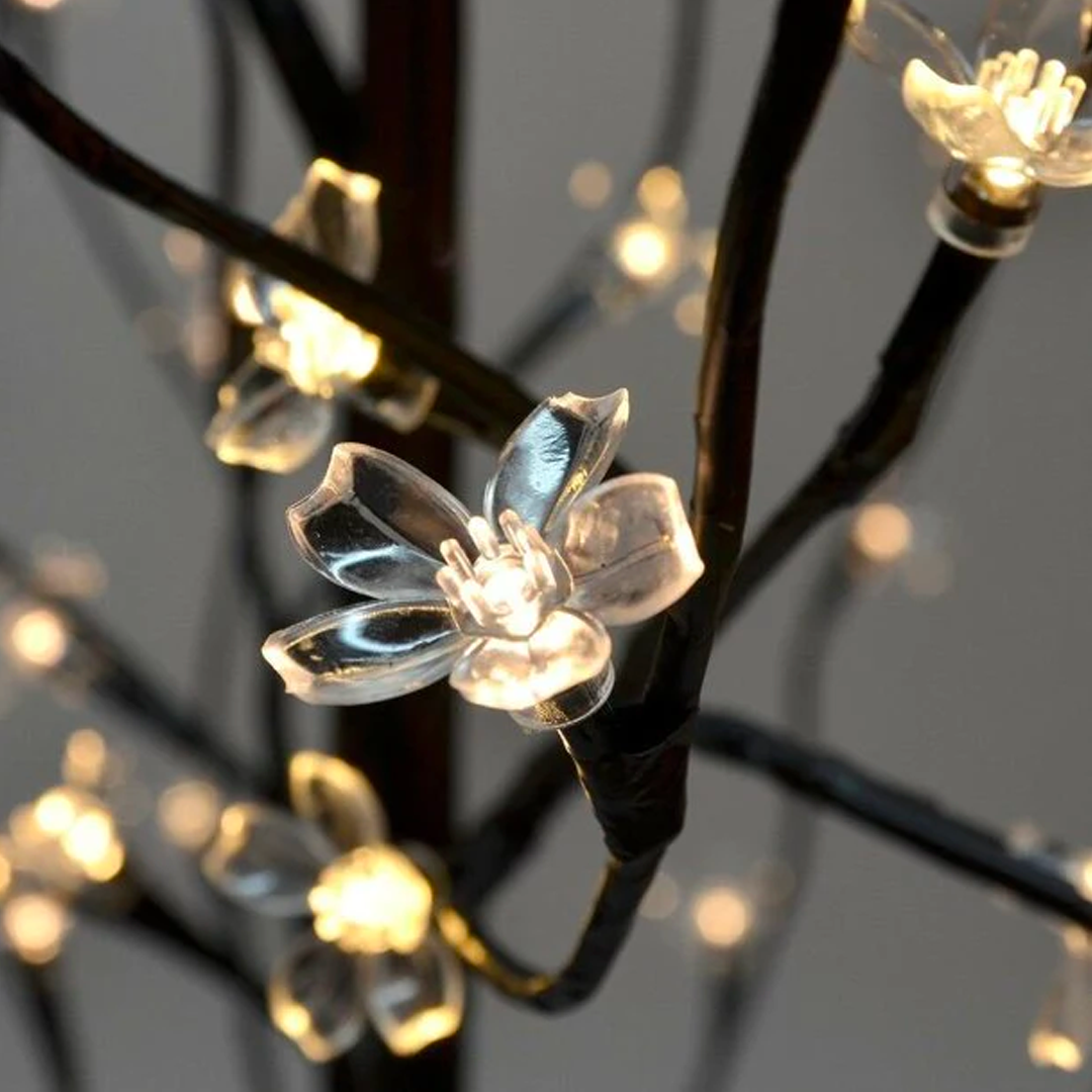 Декоративно ледено дърво