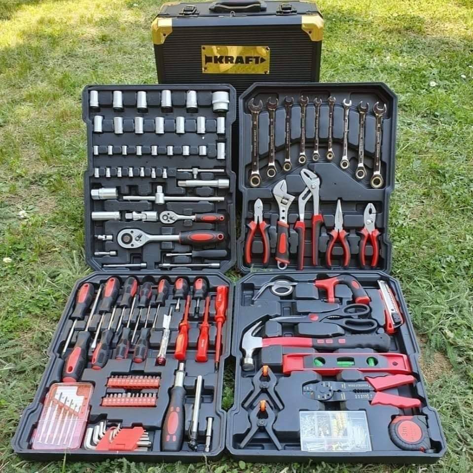XXL КОМПЛЕКТ ИНСТРУМЕНТИ В КУФАР