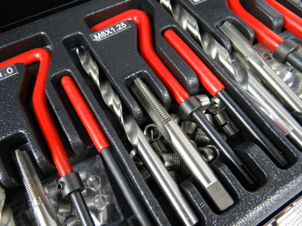 Голям комплект за резби