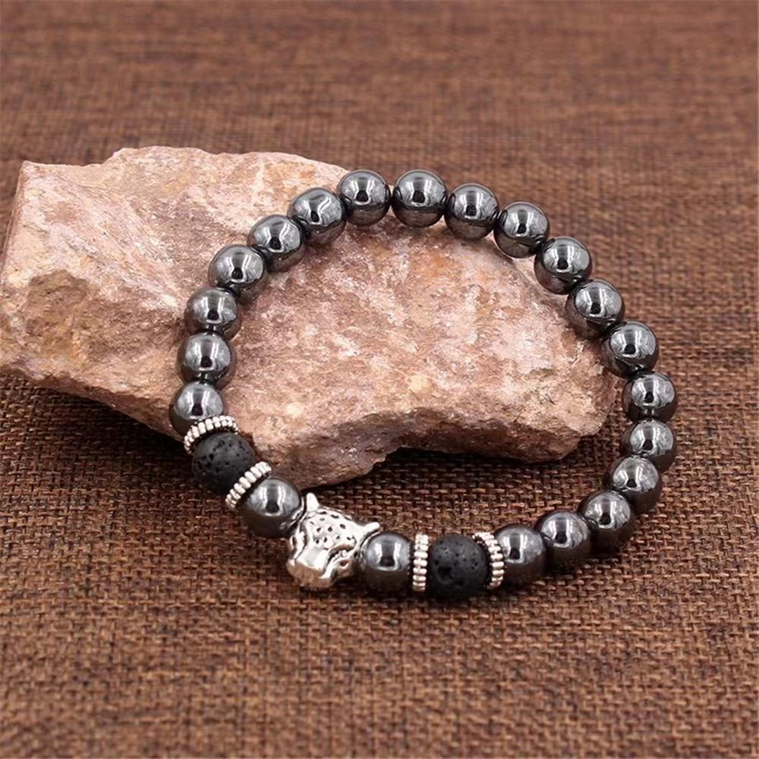 Елегантни гривни